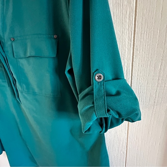 Calvin Klein emerald green tunic, NWOT. Size large, long sleeve with tabs. - Picture 3 of 6
